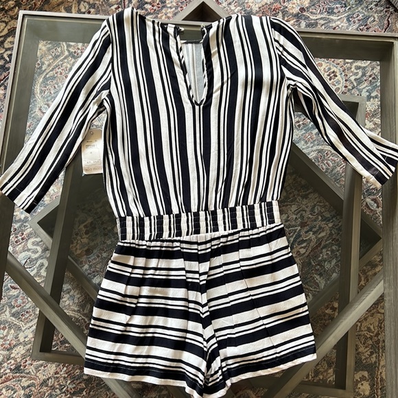 Ella moss xs jumper. NWT - Picture 4 of 4